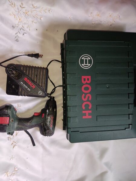 BOSCH ボッシュ 12Vバッテリーインパクトドライバー PDR12V/NS