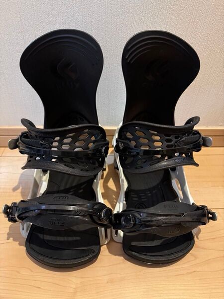 FLUX XF John Jackson Mサイズ ビンディング