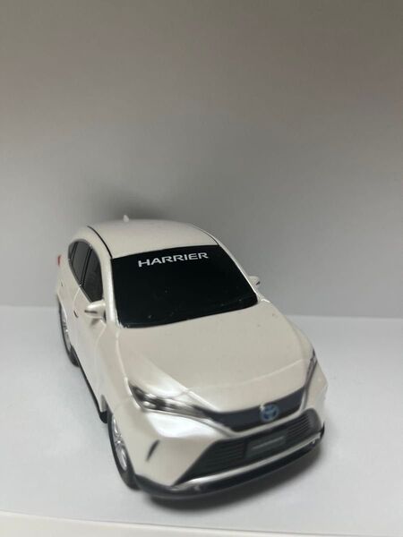 トヨタ プルバックミニカー ハリアー