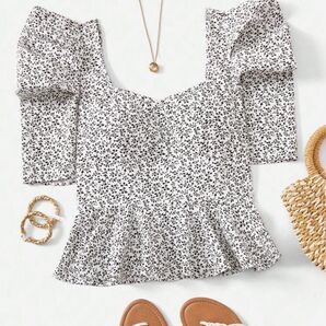 SHEIN 小花柄パフスリーブペプラムトップ M ホワイトXブラック