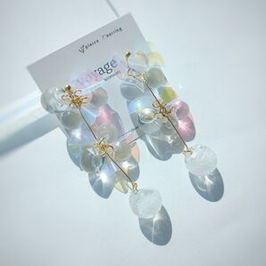 フラワー ピアス イヤリング ブライダル 花びら スパンコール ハンドメイド
