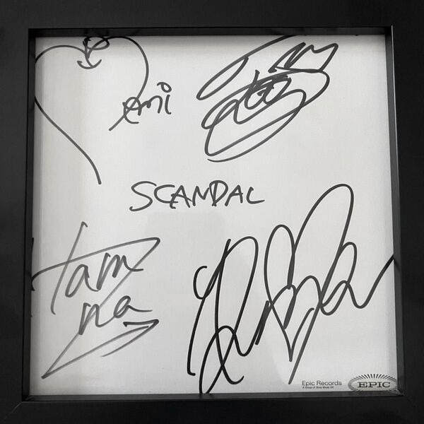 SCANDAL 直筆サイン色紙 エピックレコード Epic Records