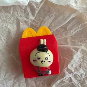 マクドナルド ハッピーセット ちいかわ うさぎのシールディスペンサー