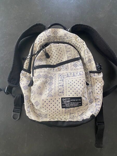 中古 ブリーズ BREEZE リュック バックパック ペイズリー アイボリー キッズ リュックサック
