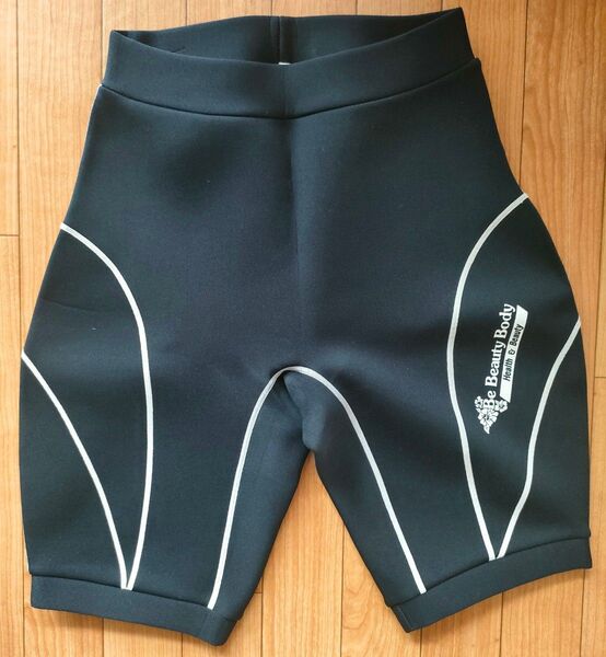 Be Beauty Body スパッツ ブラック 水着 スイムパンツ メンズ ウェット生地 Lサイズ位 中古 used品