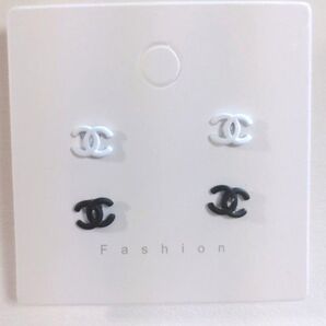 ヴィンテージボタン シャネル 2セット ミニピアス