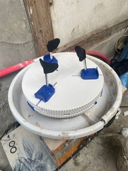 ワンタッチ芯出し機 両面式