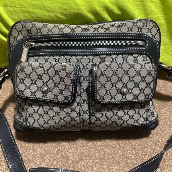 celine セリーヌ マカダム柄 ショルダーバッグ