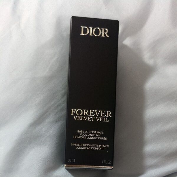 ディオール スキン フォーエヴァー ベルベット ヴェール 1日中毛穴レスな仕上がりが続くプライマー 30ml Dior