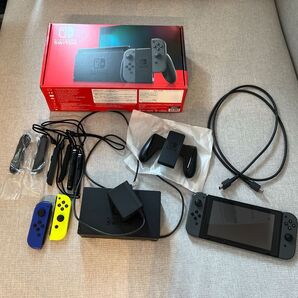 Nintendo Switch グレー 新モデル joycon2個付き