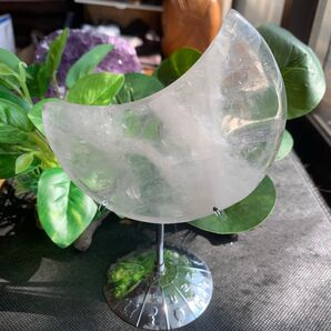 天然水晶 置物 水晶のお月様 三日月 スタンドはオマケで付きます