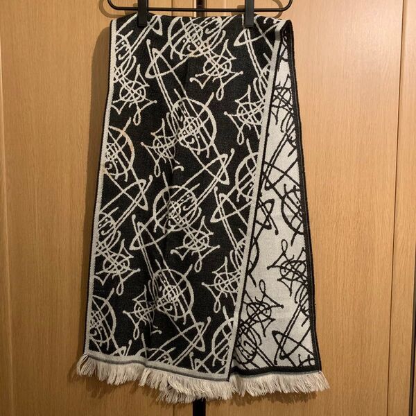 送料無料◆美品 vivienne westwood 総柄マフラー◆レディース メンズ兼用 大判 ストール スカーフ オーブ ロゴ