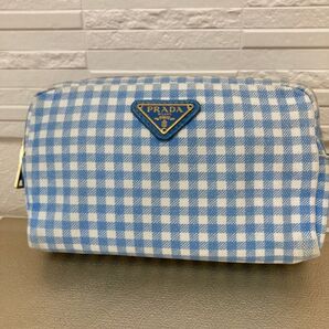 PRADA プラダ ギンガムチェック柄 トライアングルロゴプレート ライトブルー コスメポーチ 小物入れ