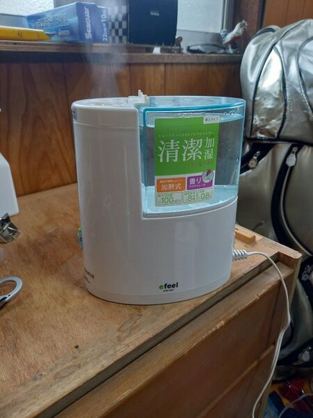 卓上型加湿器 アイリスオーヤマ SHM-100T ホワイト中古美品