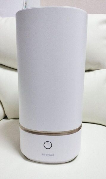 アイリスオーヤマ 加湿器 超音波式 3l 上から給水 小型 卓上 デスク用 UTK-230-W ホワイト