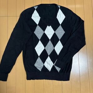 UNIQLO アーガイル柄Vネックニット