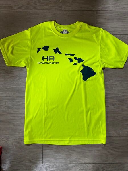 日本未発売 HAWAIIAN ATHLETICS Tシャツ 蛍光イエロー Mサイズ ハワイ購入 ハワイ諸島柄