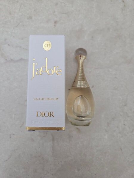 ディオール ジャドール オードゥ パルファン 香水 Dior