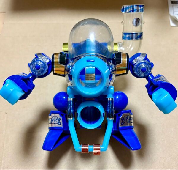 ボンバーマン ビーダマン ブリザードボンバーアーマー アーマー タカラ