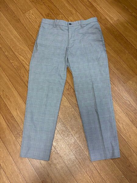 UNIQLO グレー チェック スラックス M