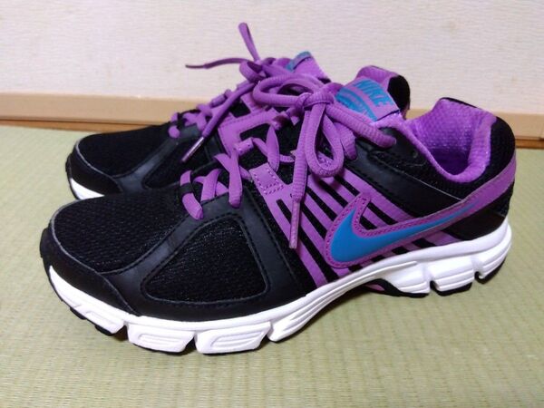 NIKE ダウンシフター 5 MSLワイド 23.5cm
