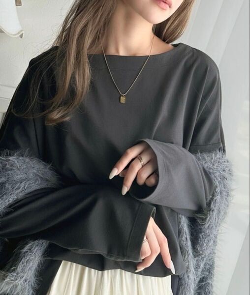 classical elf クラシカルエルフ シルケット風ボートネックロンTee