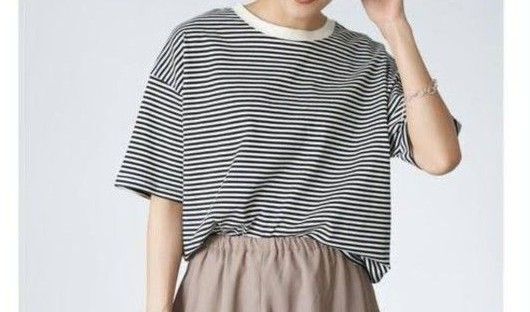美品 アメリカンホリック クルーネック半袖カットプルオーバー 半袖 Tシャツ ボーダーTシャツ コットン100%