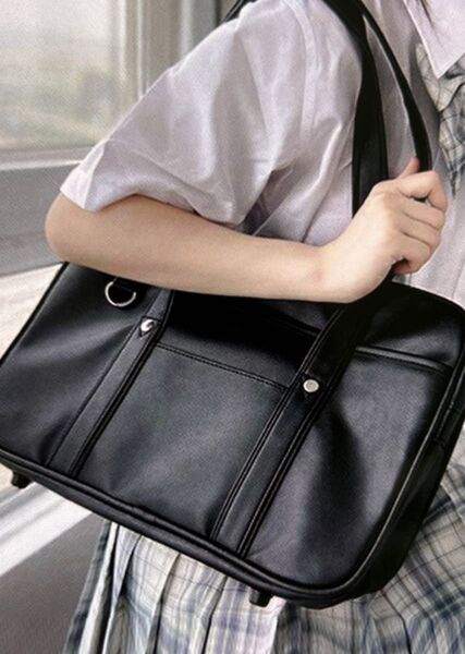 【大特価】スクール 黒スクバ 合皮学生カバンバッグ 通学カバン 通学バッグ