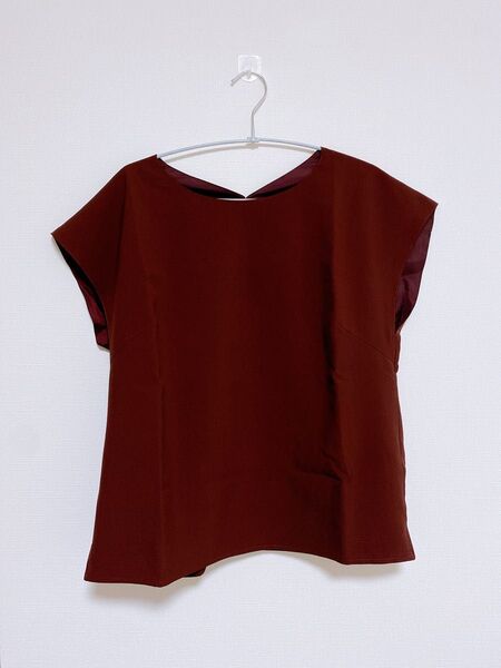 【美品】テチチ トップス カットソー ノースリーブ
