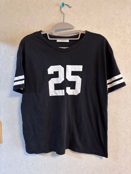 united arrows tokyo ナンバー ブラック 半袖Tシャツ