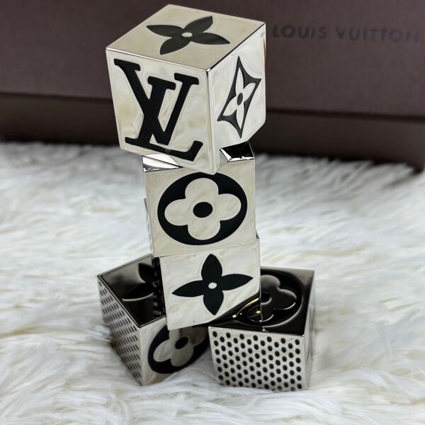 【非売品】LOUIS VUITTON ルイヴィトンダイスゲーム ノベルティ パラジウム コーティング オブジェサイコロ キューブ