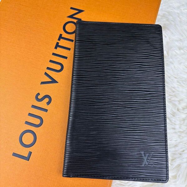 LOUIS VUITTON ルイヴィトン エピ ポルトバルールカルトクレディ 黒 ノワール 長財布 札入れ 二つ折り財布 ブラック