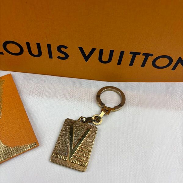 ヴィンテージ LOUIS VUITTON ルイヴィトン キーホルダー キーリング ロゴプレート ゴールド×シルバー ゴールド