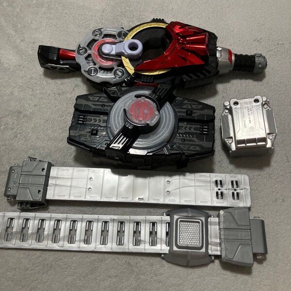 『仮面ライダーギーツ』変身ベルト DXデザイアドライバー