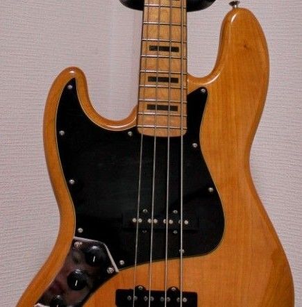 【楽器パーツ/価格相談可】ジャズベース左用ピックガード(黒3P)+α
