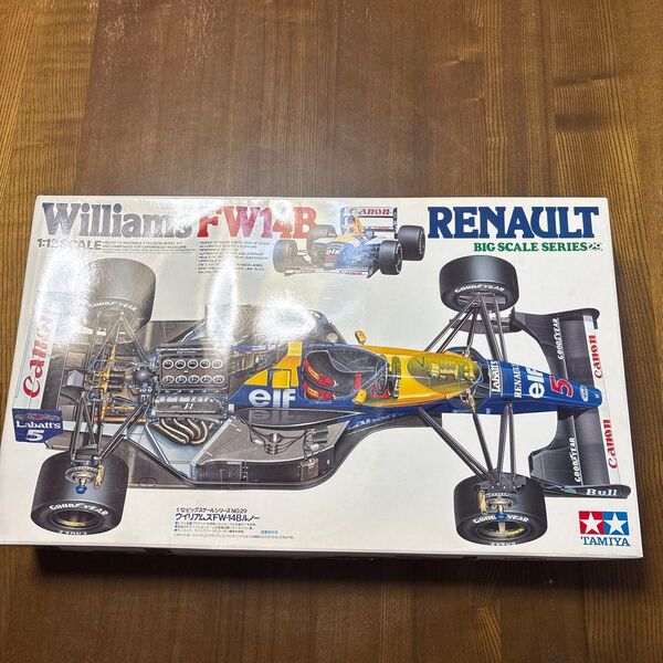 タミヤ 1/12 プラモデル ウィリアムズ FW14B ルノー 未組立