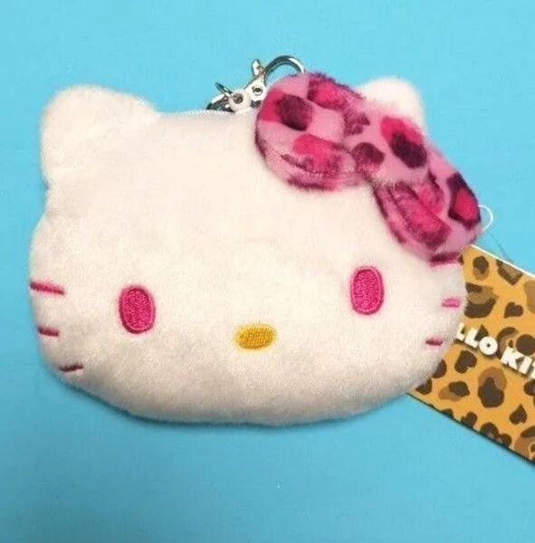 【新品・未使用】サンリオ ハローキティ ヒョウ柄シリーズ フェイスパスケース ピンク