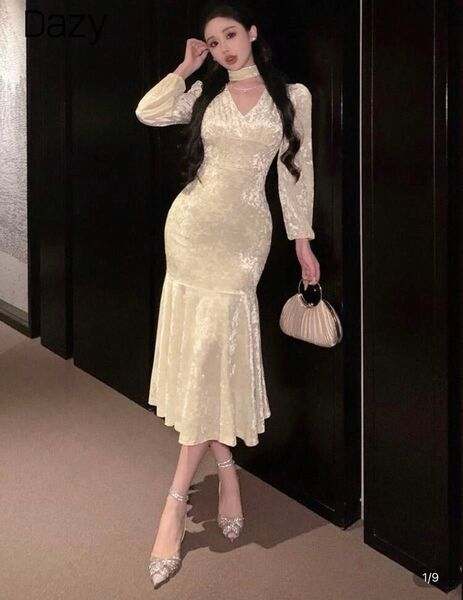 A36)【サイト完売品】ワンピース ドレス ベルベット パーティー 結婚式 二次会 ベージュ