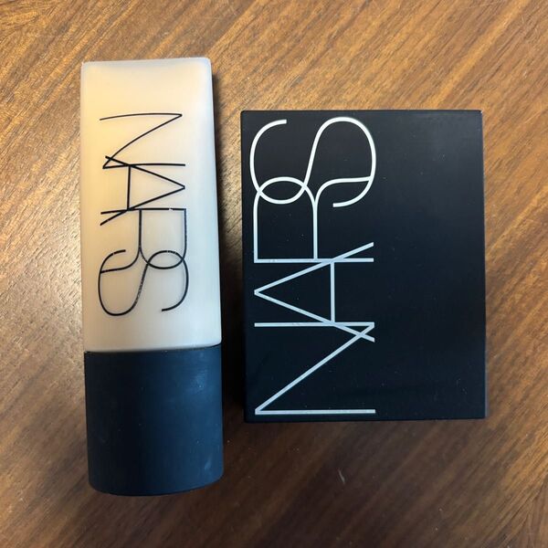 NARS ソフトマットコンプリートファンデーション ライト4 00307 ライトリフレクティングセッティングパウダー プレスト N