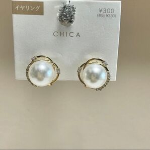3coins イヤリング パール風 ゴールド 未使用