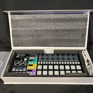 ARTURIA BEATSTEP PRO Black + Decksaver