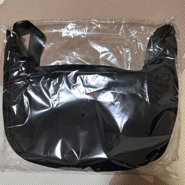 HANA ロゴ入り 黒 バッグ