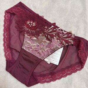 Wacoal サルート ショーツ