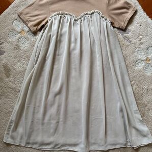 【apres les cours】アプレレクール ベージュ系 異素材切り替えワンピース 140