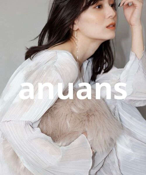 未使用 anuans フェイクファーショルダーバッグ グレージュ