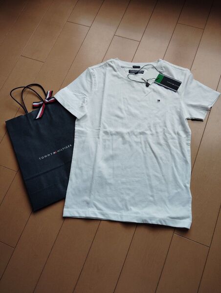 新品!トミーヒルフィガー 白 ホワイト 半袖Tシャツ キッズ140cm