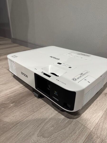 EPSON プロジェクター EB-2065