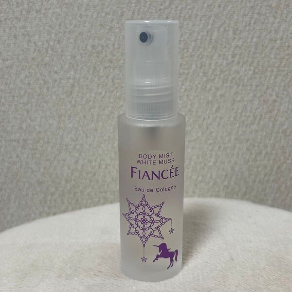 フィアンセ ボディミスト ホワイトムスク 50ml