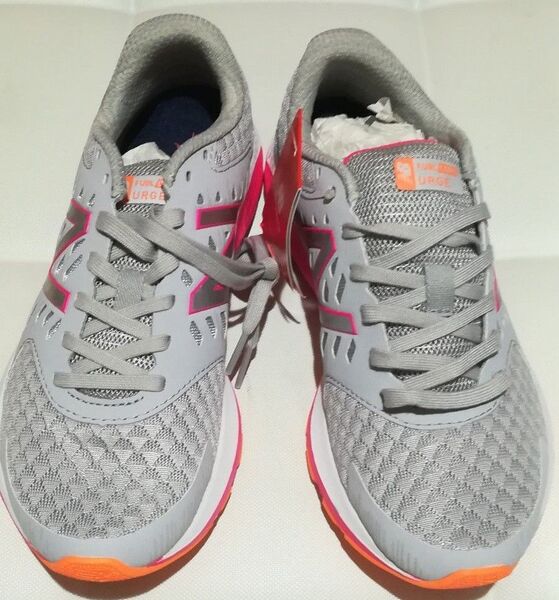 NB ニューバランス ランニングシューズ 新品 23.0センチ