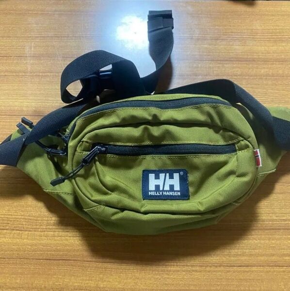 HELLY HANSEN ウエストポーチ グリーン アウトドア